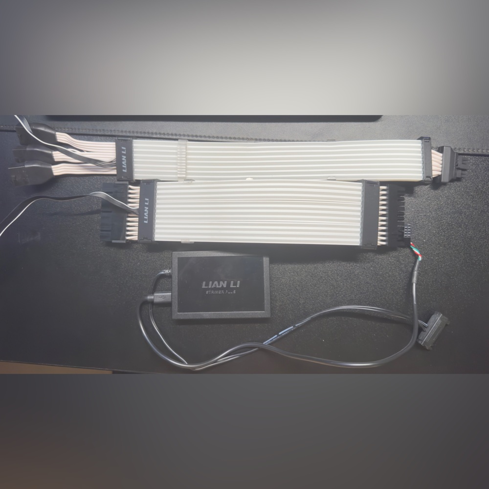 Lian Li RGB Extension Cable Kit sold as a SET